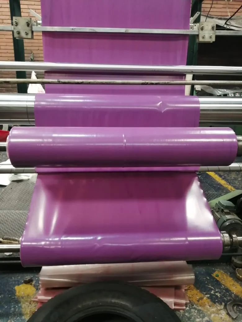 Proceso de extrusión de polietileno en la planta